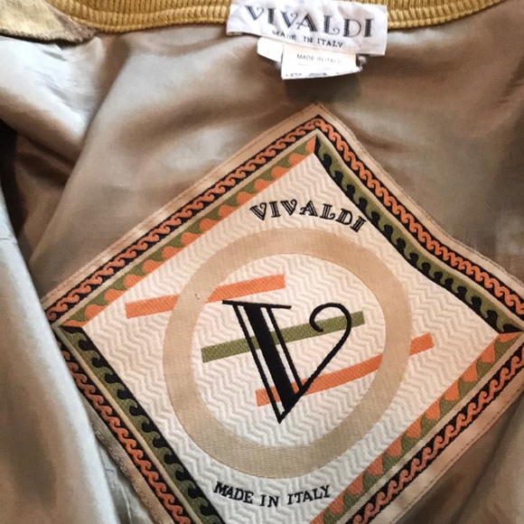 Sweater - Picture 5 of 5